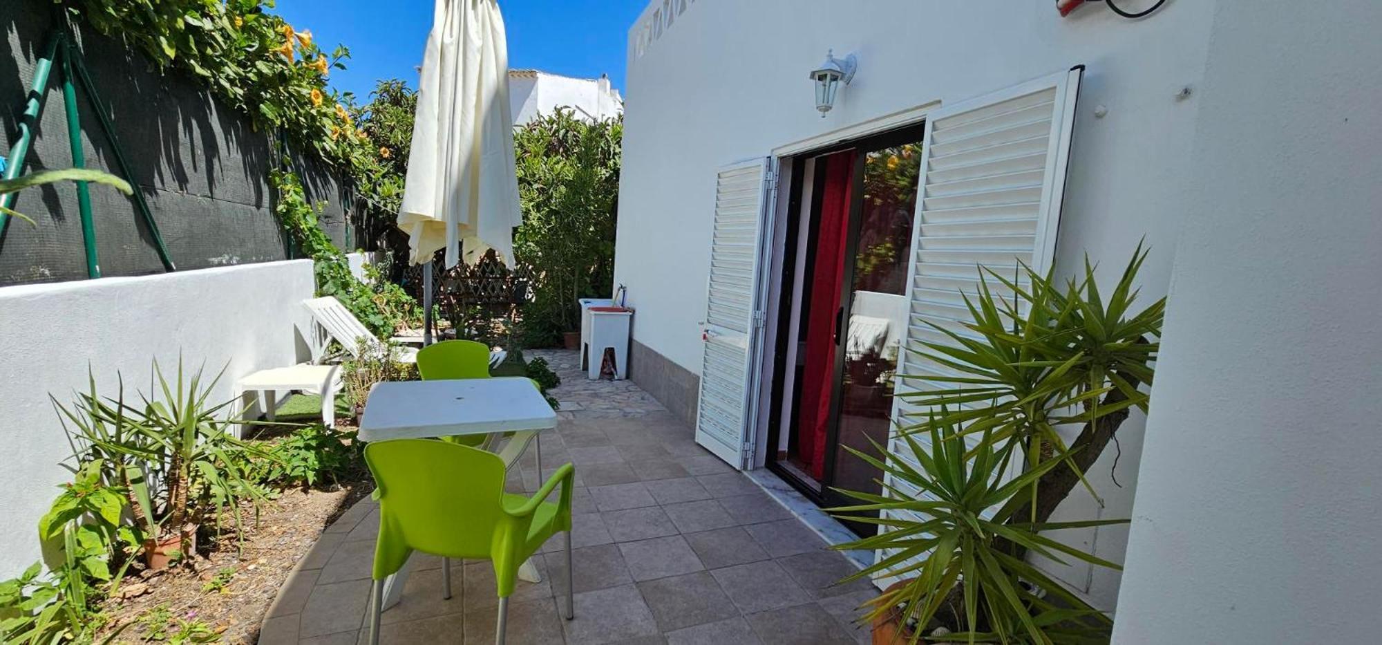 Lemon Tree Relaxing Guesthouse Лагуш Экстерьер фото